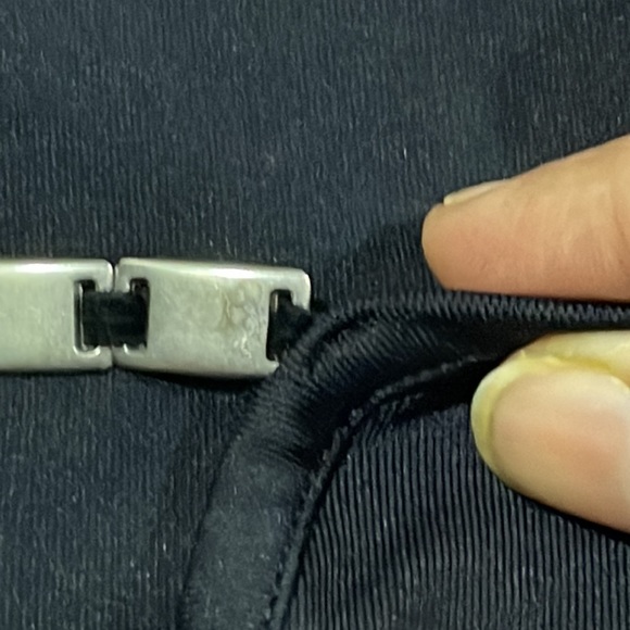 ❄️❄️River lsland sleeveless black Tank Top with metal - Picture 9 of 10